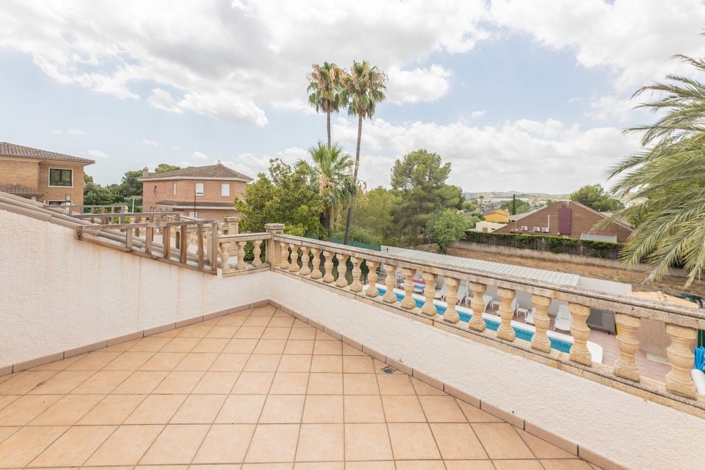 Property 2443 - Image 56